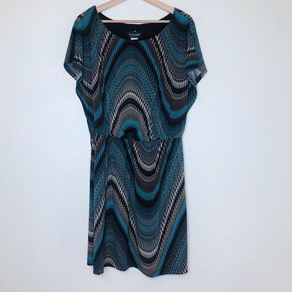 Connected Woman Blue Printed Short Sleeve Dress